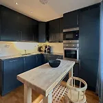 Modern In-out X-skiing, 2 Bathrooms And Balcony *