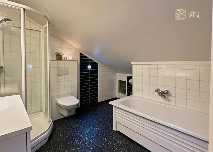 Modern In-out X-skiing, 2 Bathrooms And Balcony Hovden (Aust-Agder)